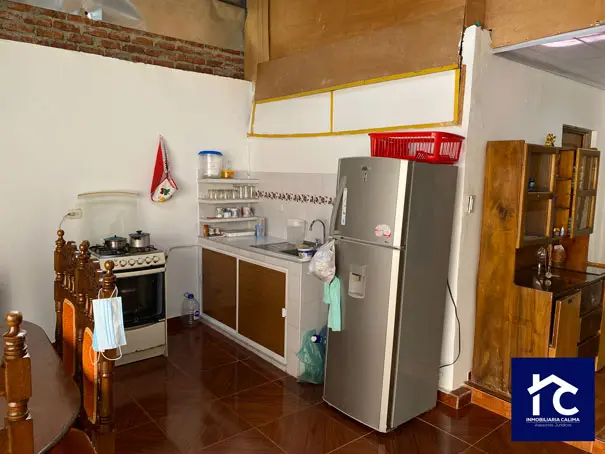 Casa Familiar con Aparta Estudio Independiente